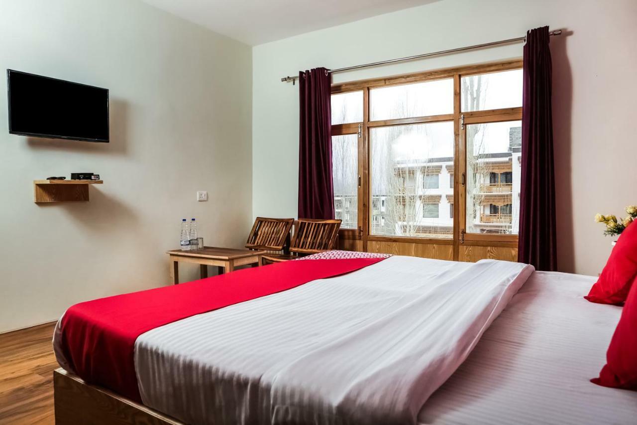 Oyo 37004 City Heart Guest House Лех Экстерьер фото
