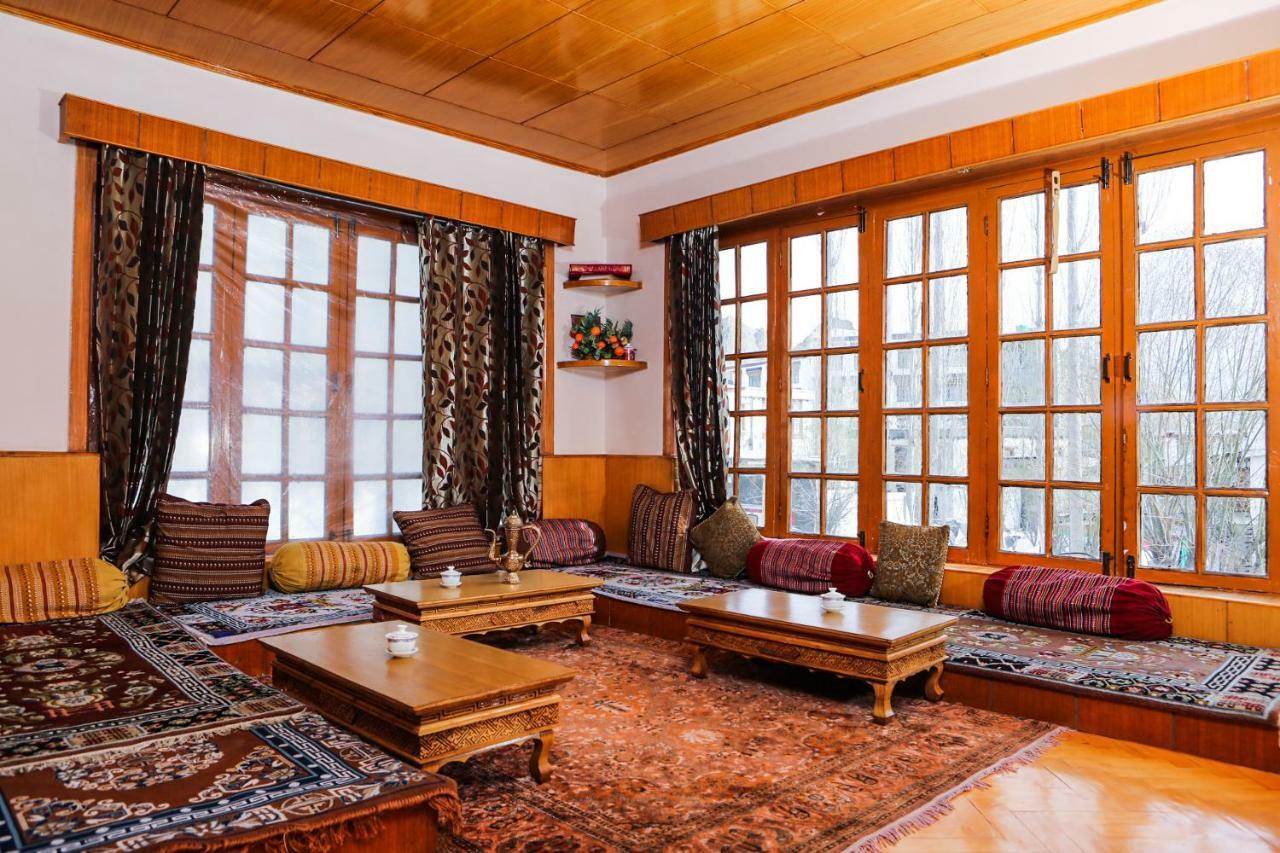 Oyo 37004 City Heart Guest House Лех Экстерьер фото